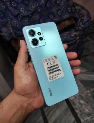 I am selling mobile phone because I need money..