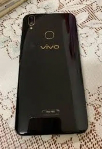 vivo y 85 mobile 10by 10 condition ha mobile koi koi be problem ni ha