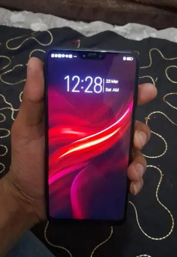 vivo y 85 mobile 10by 10 condition ha mobile koi koi be problem ni ha