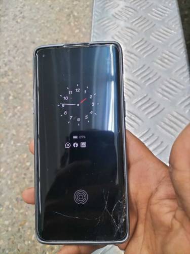 oneplus8 neeeed money