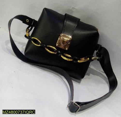 Womens Chunky Chain Purse