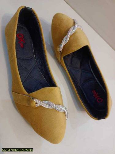 women's velvet Formal pumps...