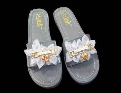•  Material: PU-Fabric, PVC Sole, Shiny Finish•  Pattern: Handmade