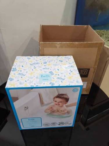 Tesco Bath Swivel Seat Unisex for baby