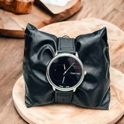 Material: Stainless Steel• Men's watch