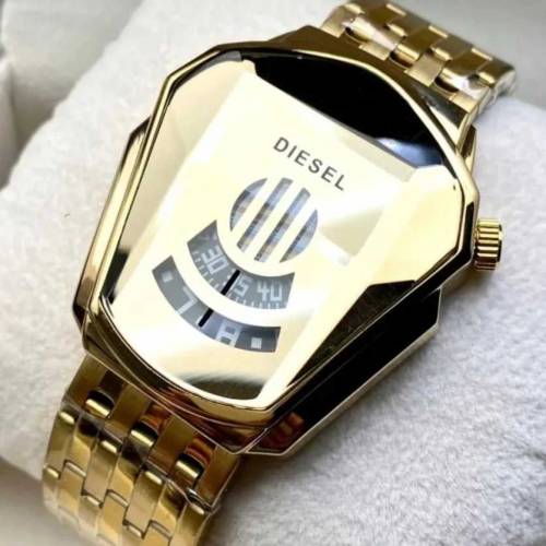 Material: Stainless Steel• Men's watch