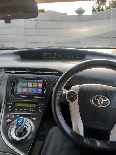 prius L edition 2011