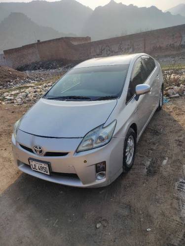 prius L edition 2011