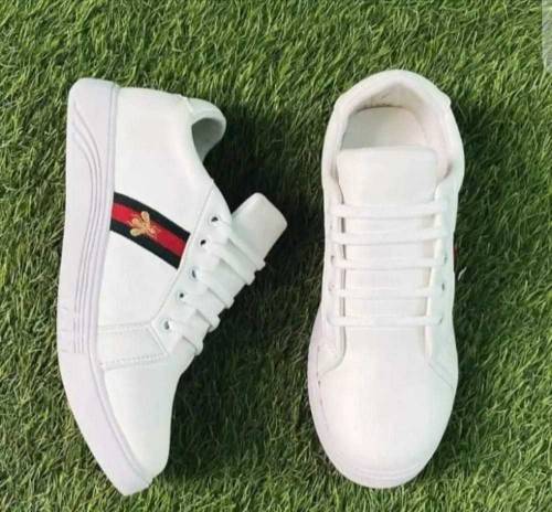 Men Pu leather sneakers plain shoes