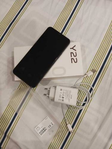 Vivo Y22