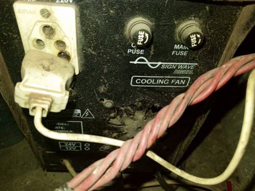 ups battery solar panels 