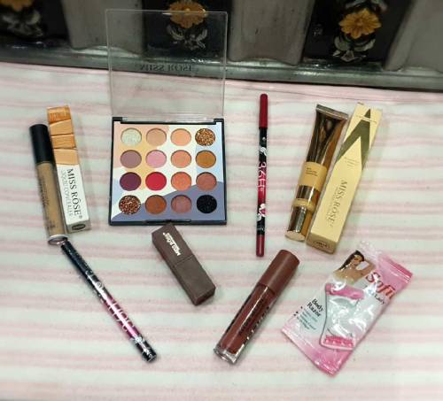 Cosmetic products deal available 