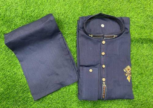•  Gender: Men•  Fabric:
