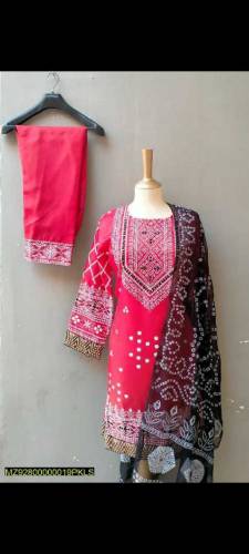 Embroidered clothes 