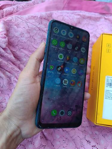 realme 5i 4GB/64 gb