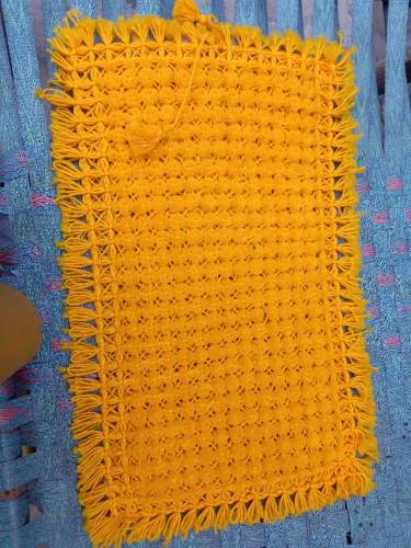 pillow cover تکیہ کے کور دستیاب ہیں 