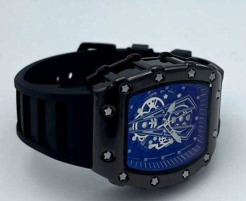 •  Material: Stainless Steel•  Product Type: Watch•  Watch Case Shape: