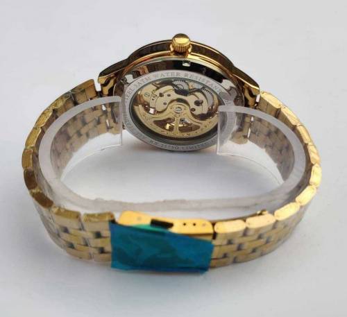 •  Material: Stainless Steel•  Brand: Rolex•  Diameter: 35mm•  Dial: R