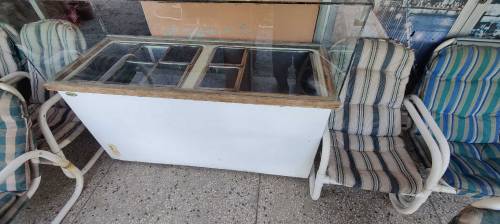 ice cream counter