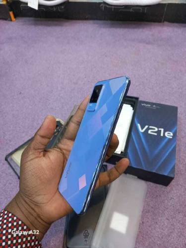 vivo v21e 