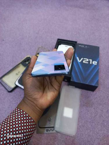vivo v21e 