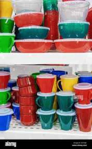 plastic crockery