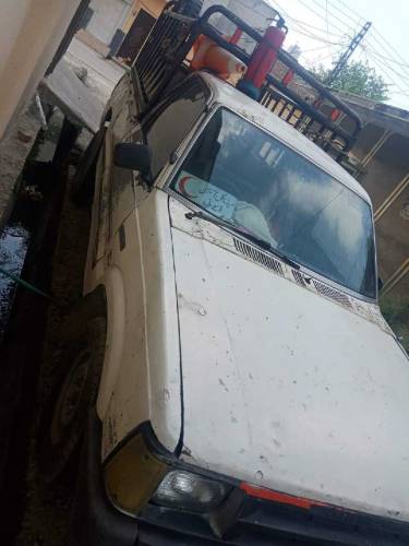 mazda pickup 1992 lahore regesterd 2400cc toyota injin 6نٹی ٹیوب 