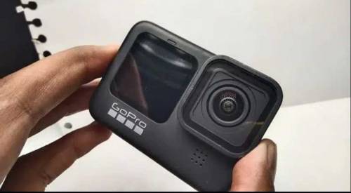 GoPro Hero 9 Black - Mint condition, slightly used. 10/10