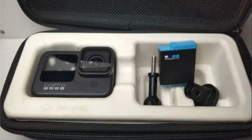 GoPro Hero 9 Black - Mint condition, slightly used. 10/10