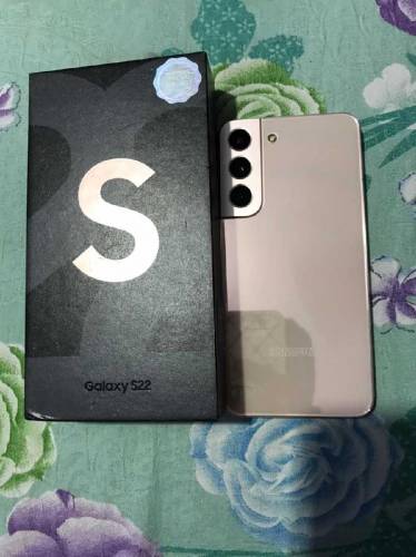 Samsung S22 rose gold ✨️ 
