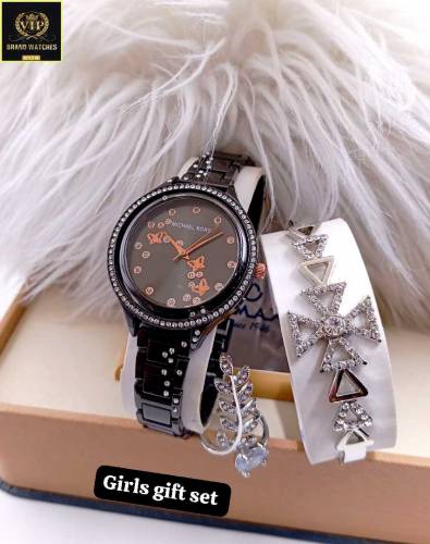 girls watch 
