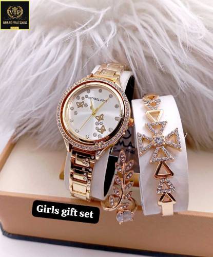 girls watch 