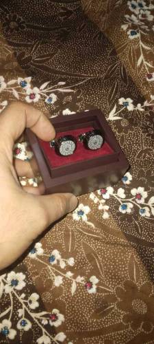 Cufflinks