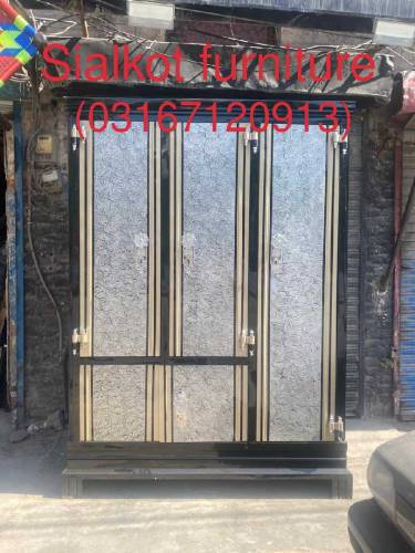 3 door Almari 