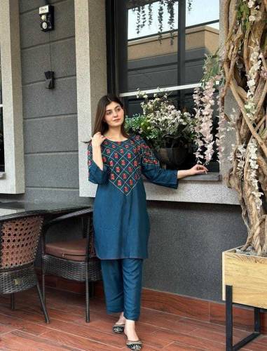 2 Pcs Women's Stitched Arabic Lawn Embroidered Suit
