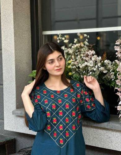 2 Pcs Women's Stitched Arabic Lawn Embroidered Suit