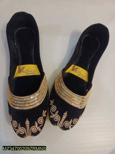 women velvet fancy embroidery khussa 