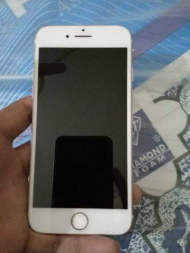 iPhone 7nonpta  good condition 10/9 