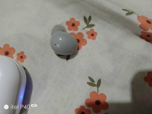 SAMSUNG BUDS 2.