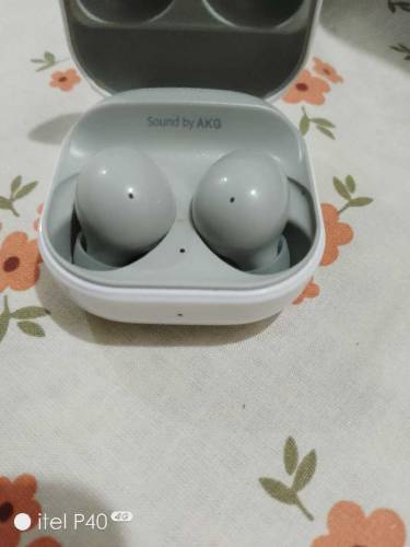 SAMSUNG BUDS 2.