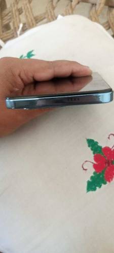 new mobile 20 days used. Paso tame zarorat dy