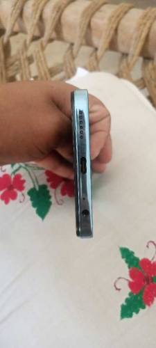 new mobile 20 days used. Paso tame zarorat dy