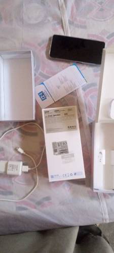 new mobile 20 days used. Paso tame zarorat dy