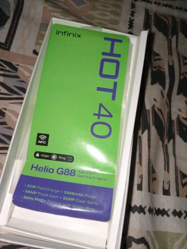 infinix hot 40 8/256gb