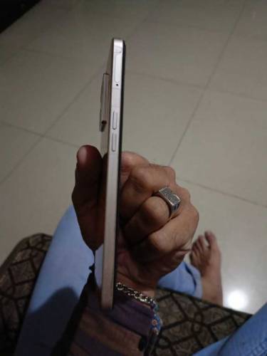 Oppo F21 Pro