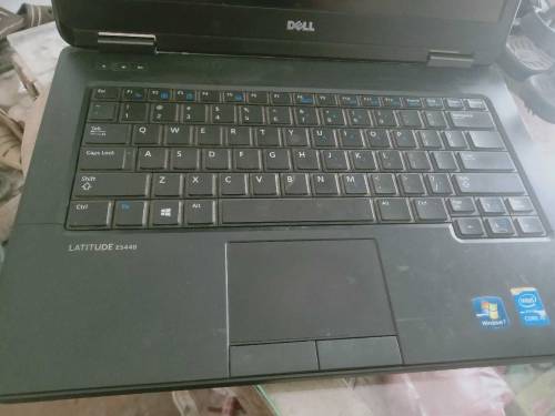 Dell Latitude E-5440Core i5 4th Generation 4 Gb Ram 128 Gb ssd 