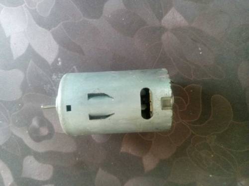 16Pic /12Volt Motors 