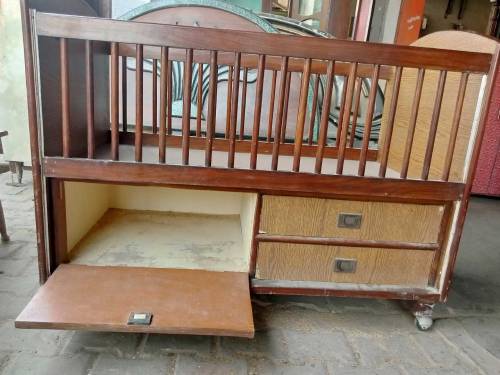 Babycott new condition pure wood