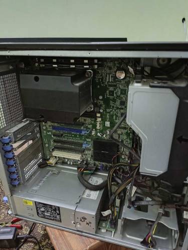 Dell Intel Xeon E5-2670 workstation equal i5 11th generation