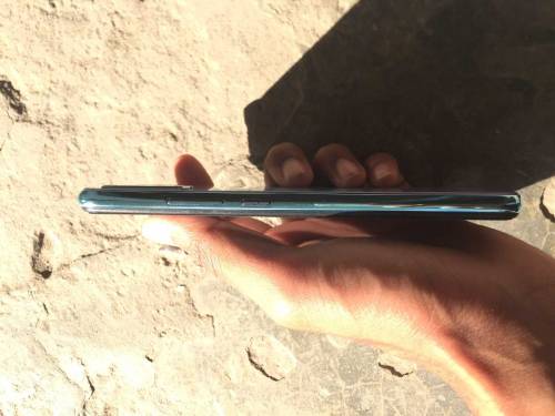 vivo S1 8/128 with box 10/10 condition 